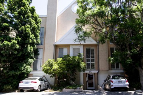 Clark Townhomes Beverly Center