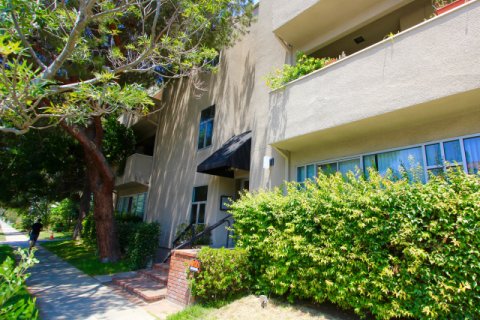 370 S Elm Beverly Hills