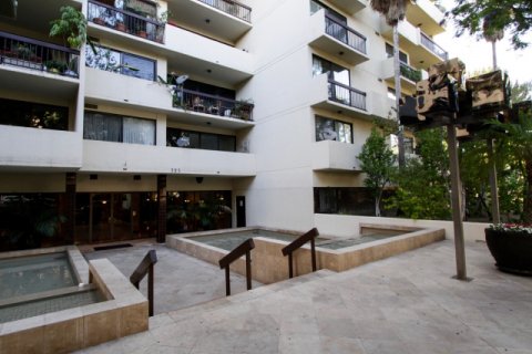 Oakhurst Terrace Beverly Hills