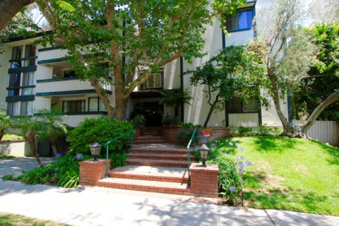 Regency Oakhurst Beverly Hills