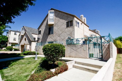 Venice Way Condos Inglewood