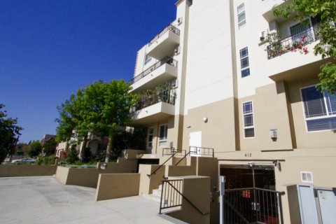 Wilton Villas Koreatown California