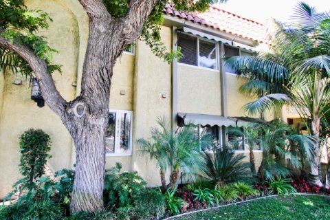 Casa Del Sol Long Beach