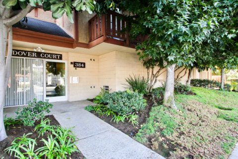Dover Court Long Beach