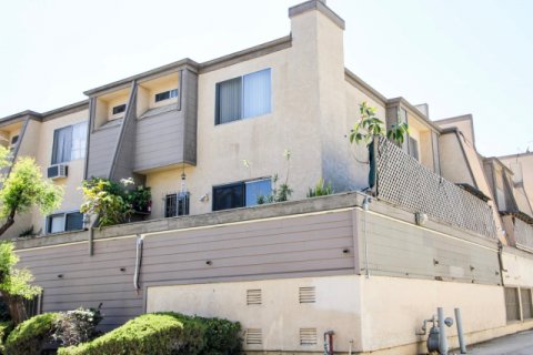 Washington Place Long Beach