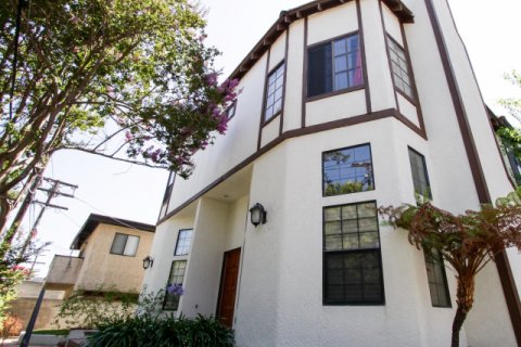 14014 Milbank St Sherman Oaks