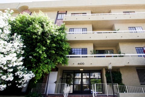 4430 Noble Ave Sherman Oaks