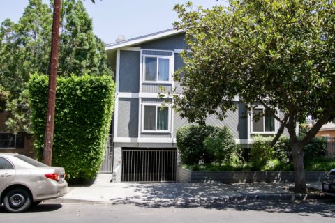 5020 Tilden Ave Sherman Oaks