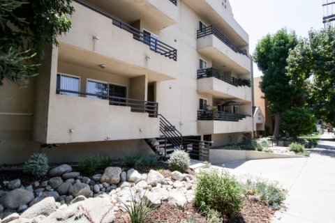 Coldwater Place Sherman Oaks