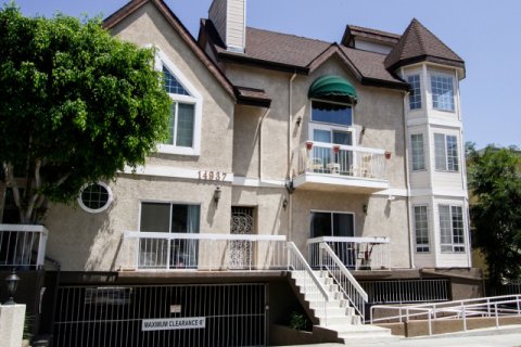 Dickens Crest Sherman Oaks