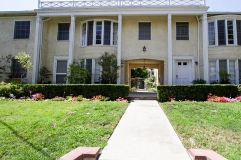 Dickens Street Gardens Sherman Oaks