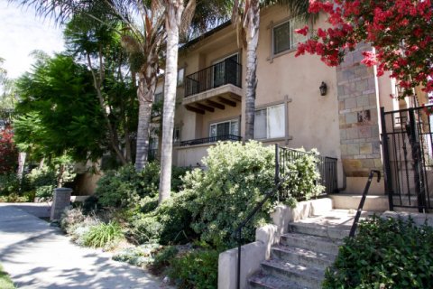 Margate Gardens Sherman Oaks
