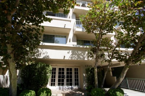 Paradise Castle Sherman Oaks