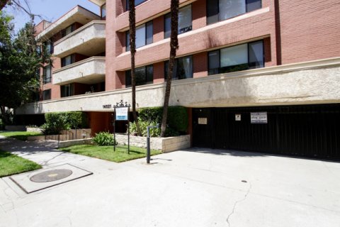Regency Sherman Oaks