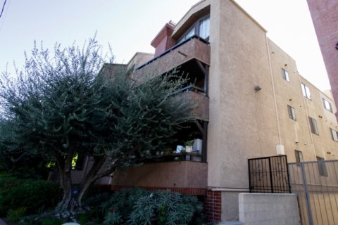 Willis Manor Sherman Oaks