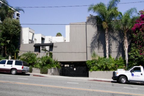 960 N San Vicente West Hollywood