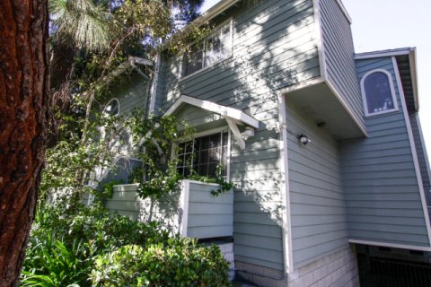 2474 Centinela West LA