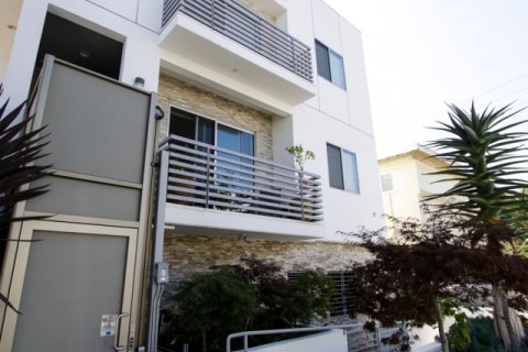 Armacost Townhomes West LA