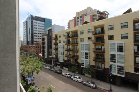 Fahrenheit Downtown San Diego