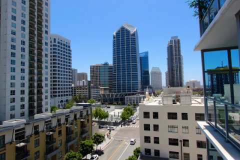 Sapphire Tower Downtown San Diego