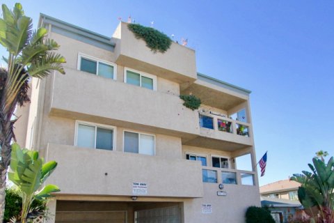 Ebony Pearl Imperial Beach
