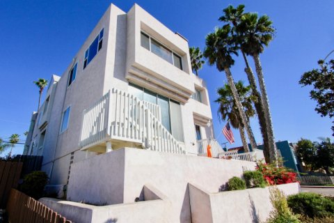 Las Mareas Imperial Beach