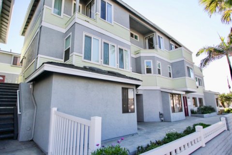 Palm Plaza Imperial Beach