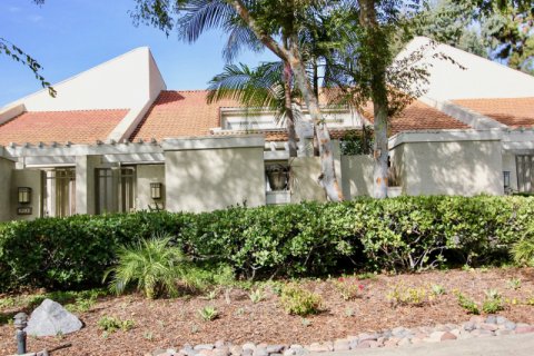 Villas at University Park University City