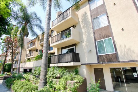 Manhattan Place koreatown