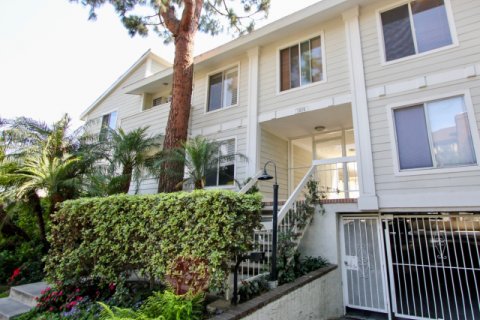 Granville Villas West LA