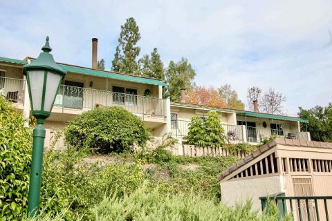 Casa Del Vista Fullerton