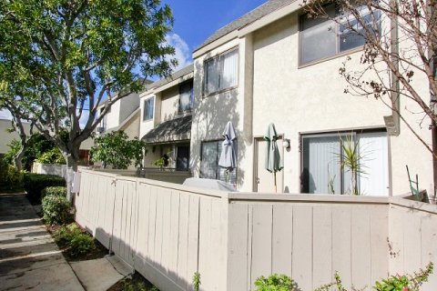 Livingston Meadows Garden Grove