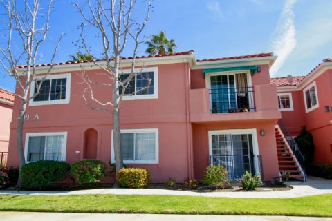 Brisas Del Mar Huntington Beach