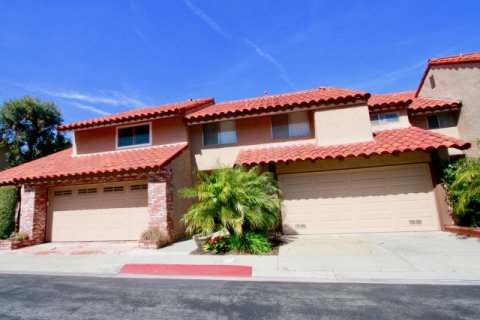 La Cuesta Racquet Club Huntington Beach