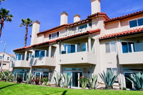 Ocean Breeze Huntington Beach