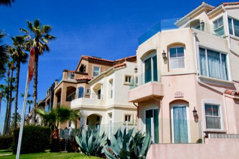 Vista Catalina Huntington Beach