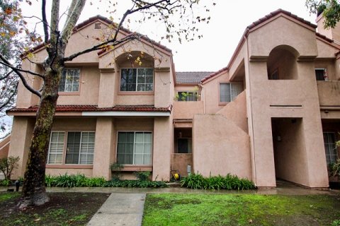 Serrano Sandcastle Lake Forest