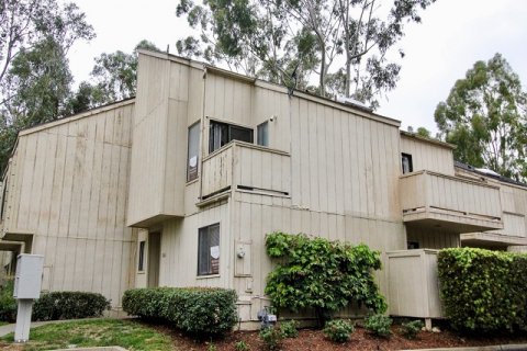 Vista Verde Townhomes Lake Forest