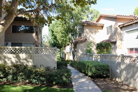 Four Seasons Villas riverside