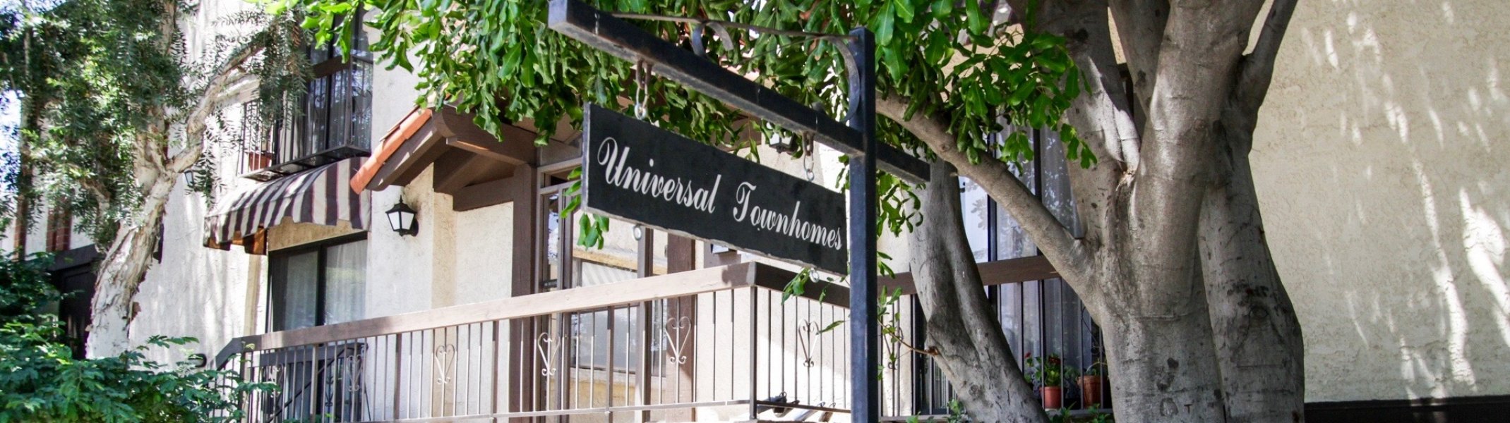 Universal Townhomes