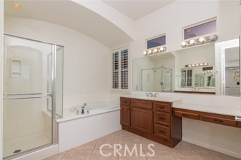 24278 Owl Court Photo