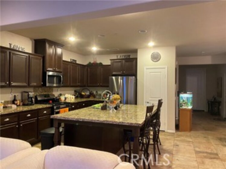 25782 Dove Street Photo