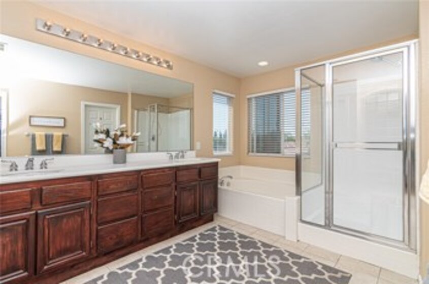 26179 Castle Lane Photo