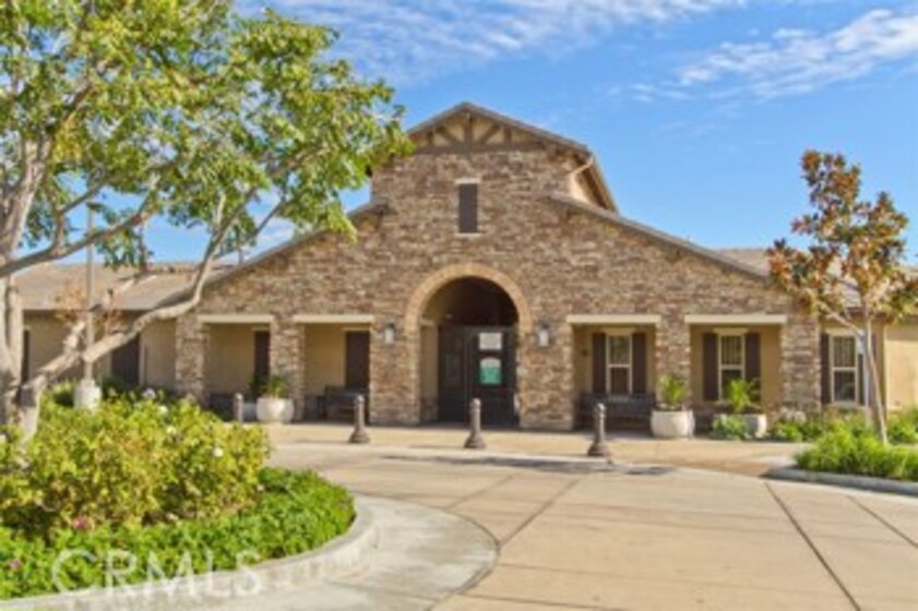 45662 Magnolia Place Photo