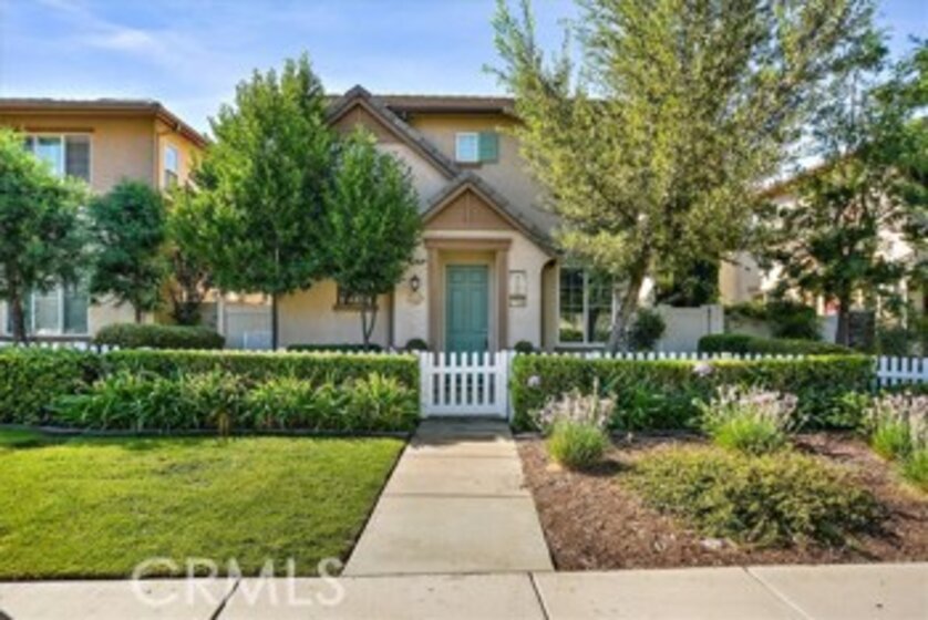 27568 Rosebud Street Photo