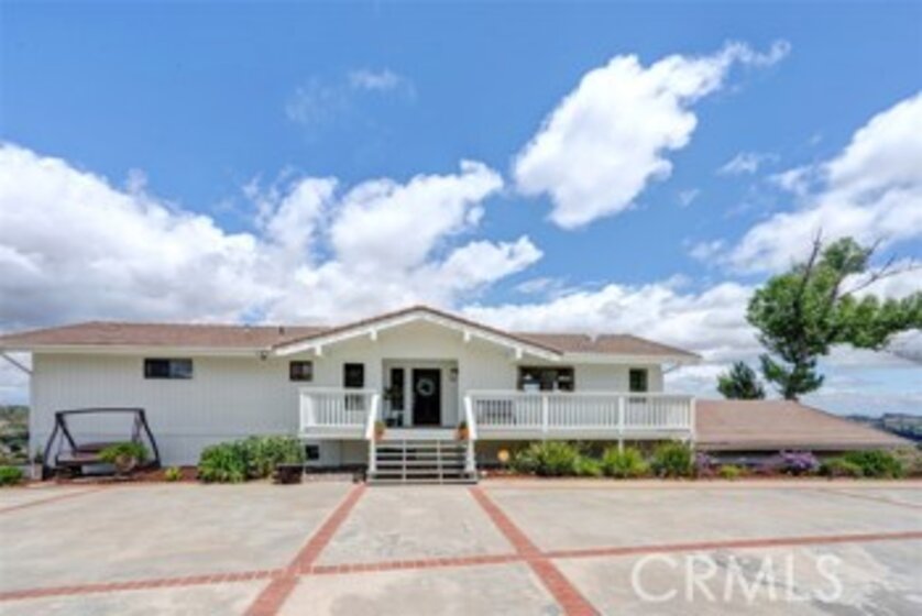 39158 Vista Del Bosque Photo