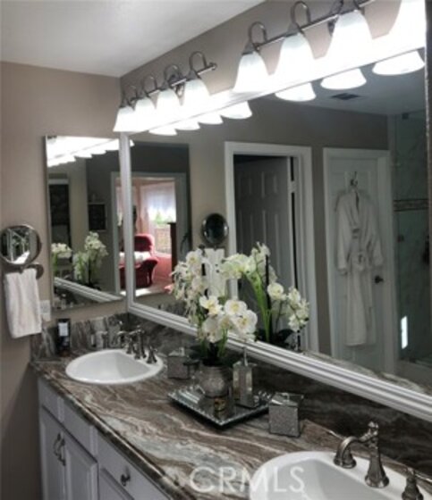 41433 Temeku Drive Photo