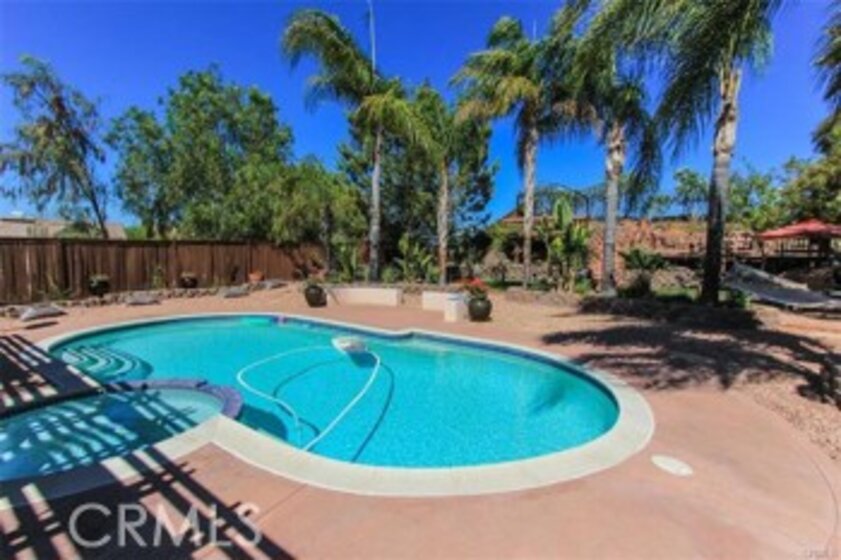 37500 Deep Wood Drive Photo