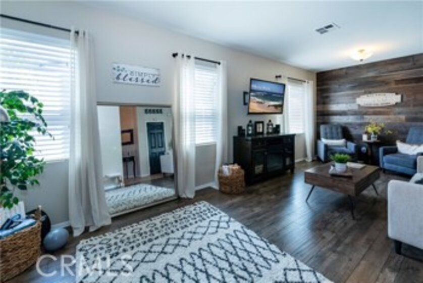 29787 Ski Ranch Street Photo