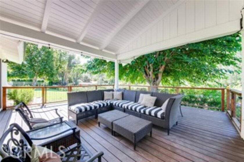 42000 Yorba Avenue Photo